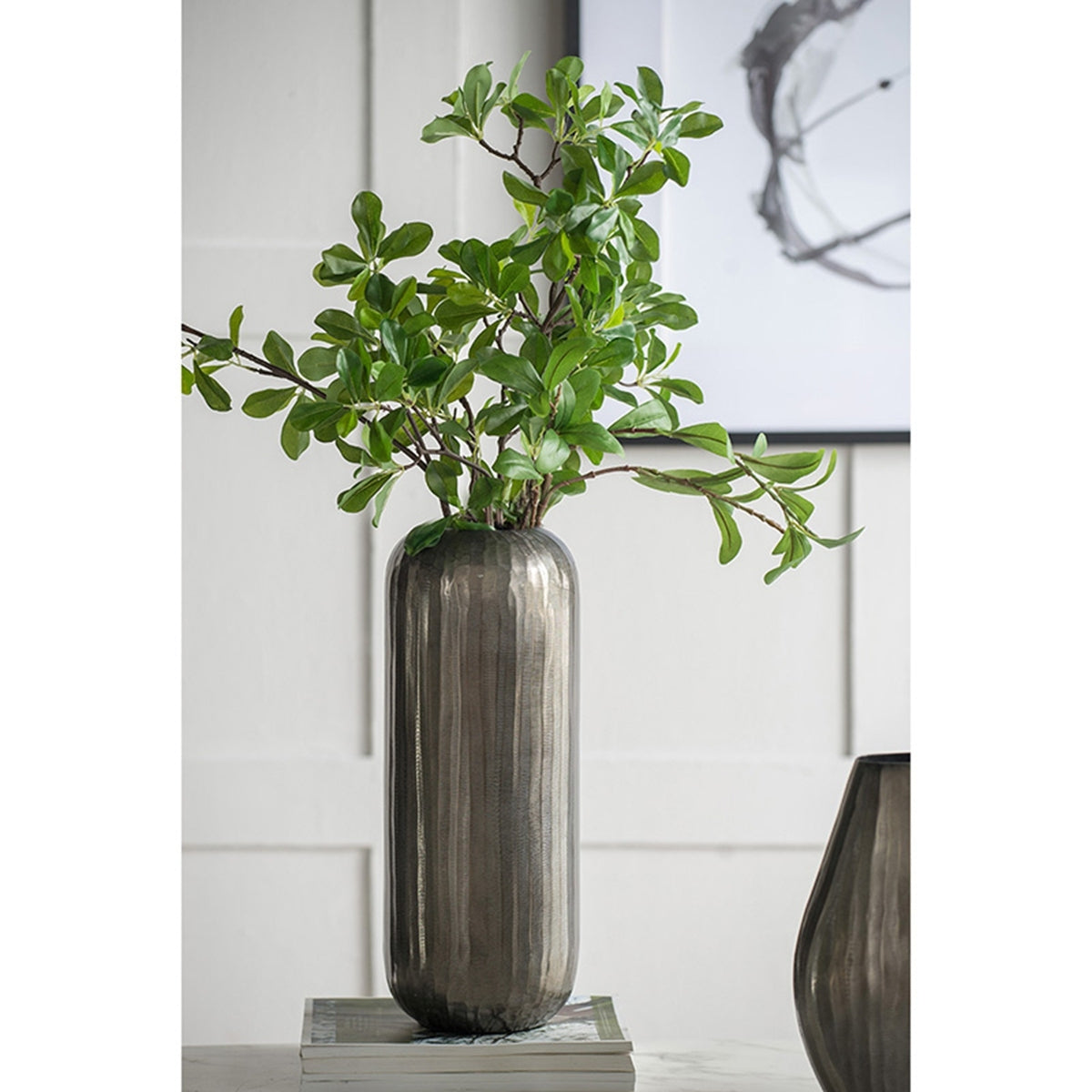 7x7x17' Aluminum Layered Chisel Oval Vase