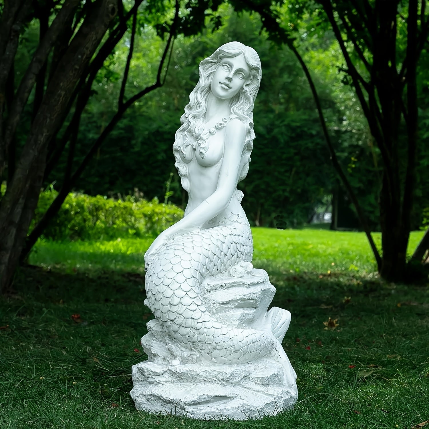 Statues & Sculptures