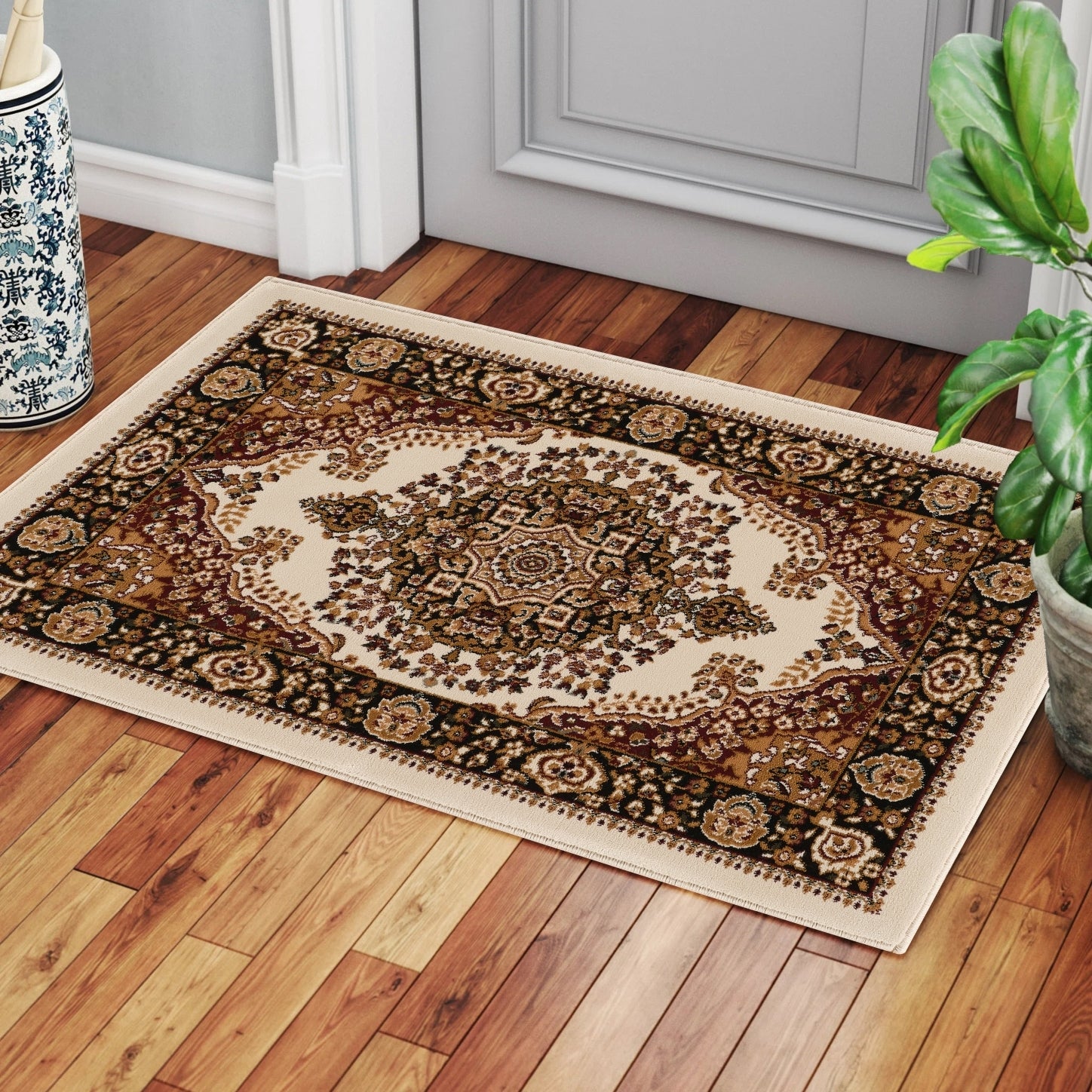 Manchester GC_HER5006 Ivory 2 ft. x 3 ft. Area Rug
