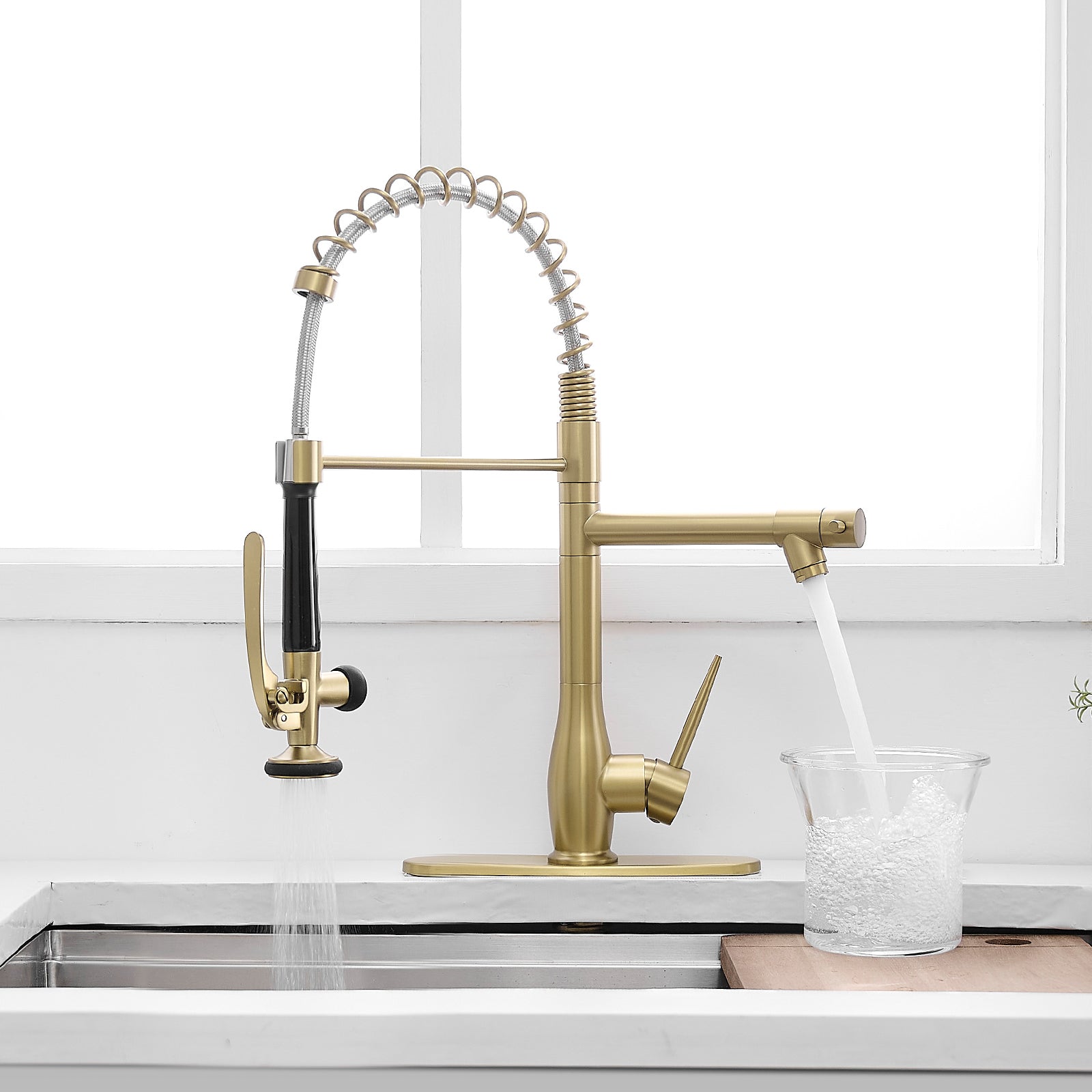 Commercial Brushed Gold Kitchen Faucet with Pull Down Sprayer,Faucet with Deck Plate,Single Handle Single Lever Kitchen Sink Faucet