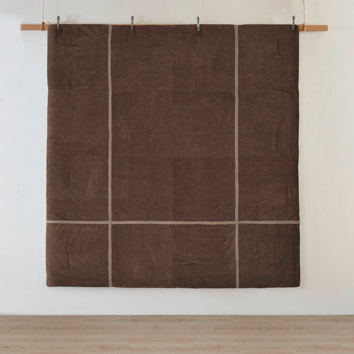 21900882
