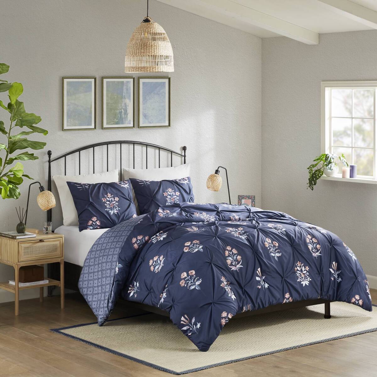 Full/Queen 3 Piece Pintuck Duvet Cover Set