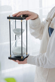 4.3x4.3x12' Hourglass With Wooden Frame, White