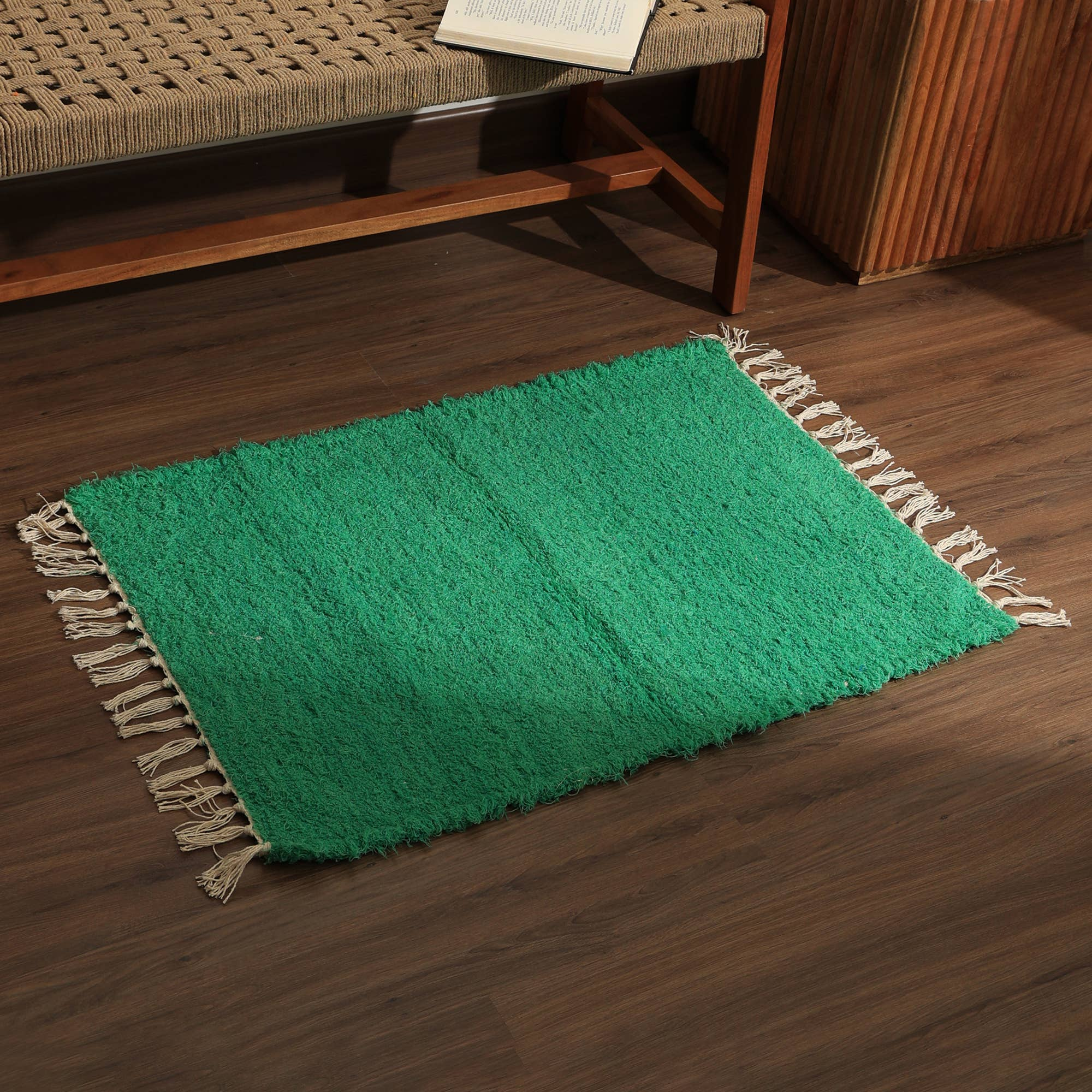 Camelot 36x24' Scatter Rug - Stylish Green Accent Rug for Living Room, Bedroom, & Home Decor'