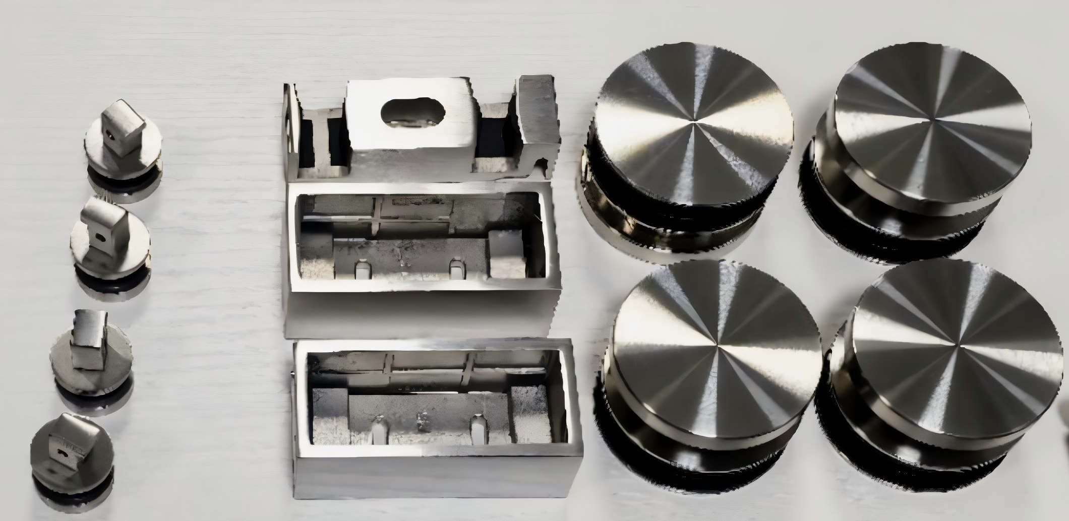 Roller Set with Wall Brackets and Anti-Jump Knobs Only, 24D02P05-CHX