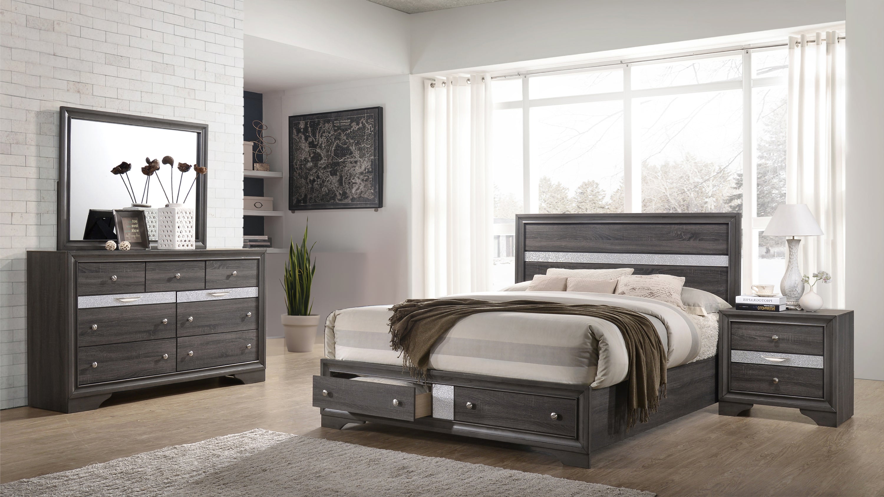 Traditional Style King 4 Piece Storage Bedroom set made with Wood in Gray